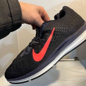 Nike zoom winflo 5 womens running sneakers size 8